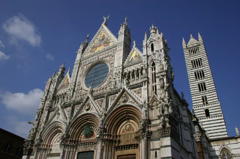 https://uwalk.ie/wp-content/uploads/2026/01/Uwalk.ie_.Siena_.1419.JPG-767x509-1.webp