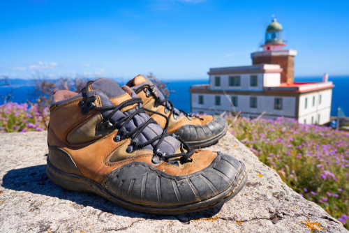 Uwalk.ie Trading Beach Towels for Hiking Boots